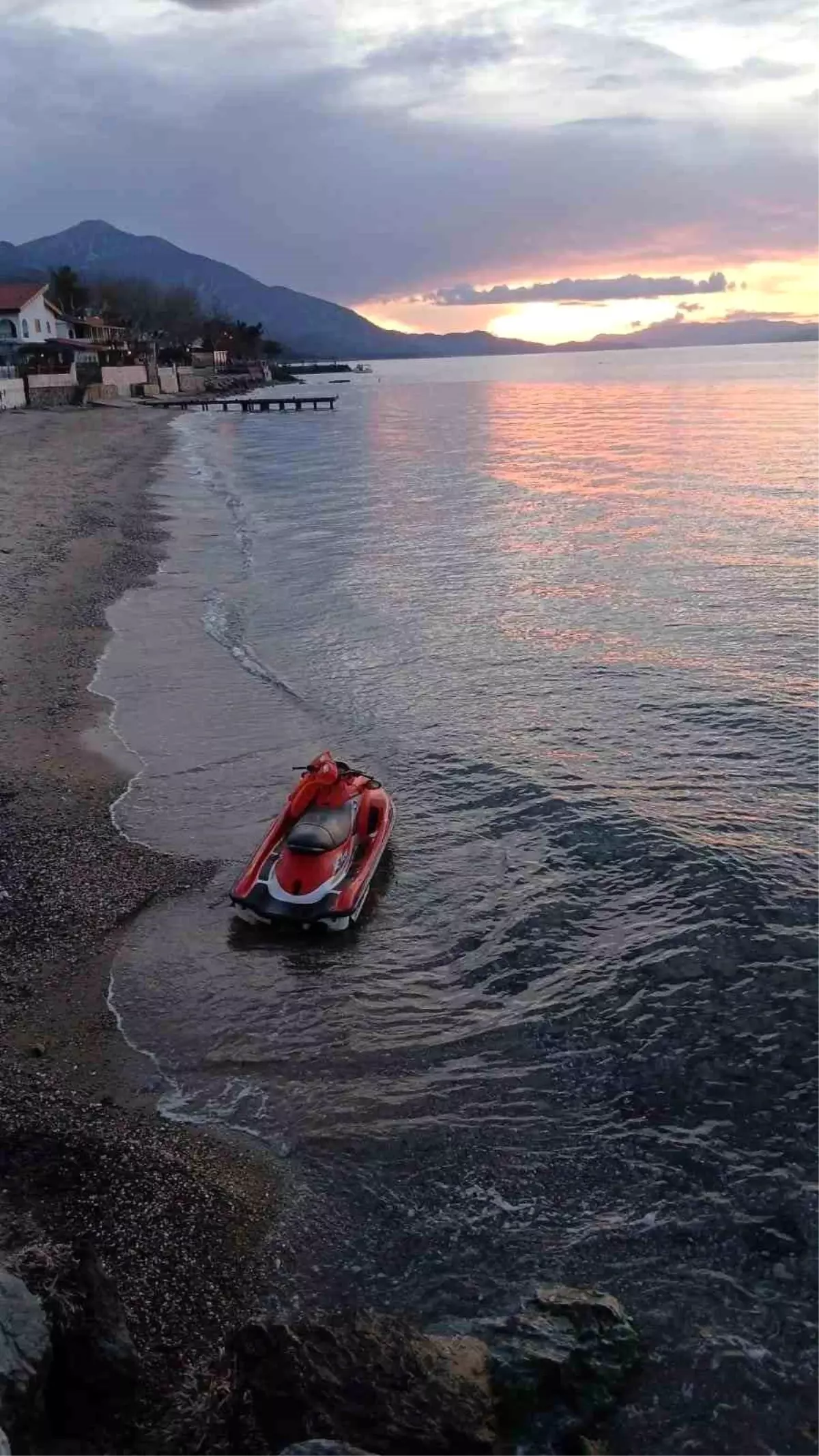 Kuşadası\'nda Düzensiz Göçmen Yakalandı