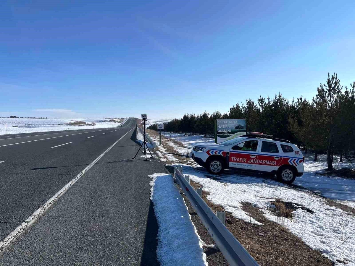 Kars\'ta Radarla Hız Denetimi