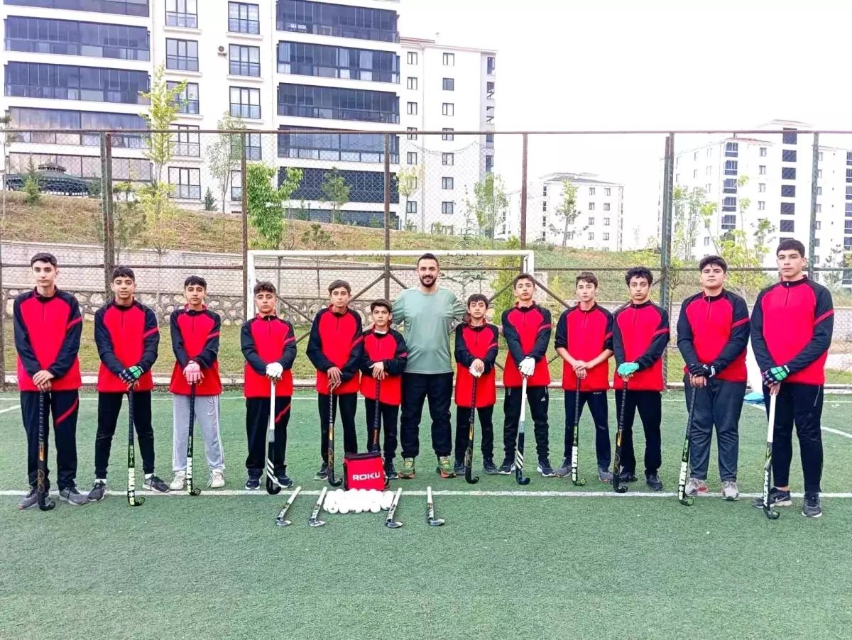 Elazığ Hokey Takımına İlgi Artıyor