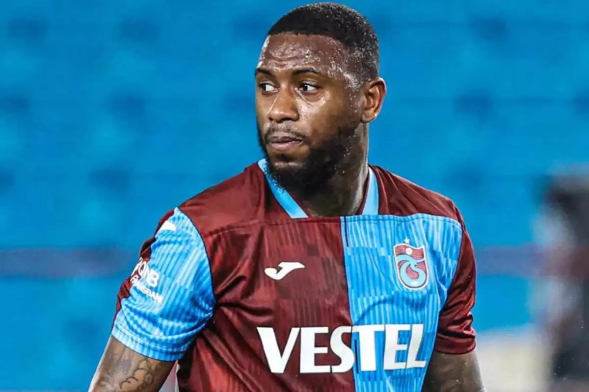 Trabzonspor, Stefano Denswil\'in sözleşmesini feshetti