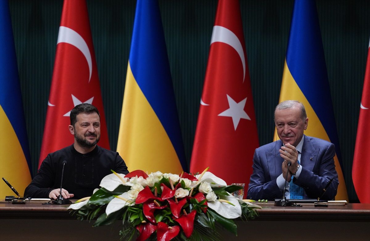 Ukrayna Devlet Başkanı Zelenskiy, Cumhurbaşkanı Erdoğan ile ortak basın toplantısında konuştu: (1)