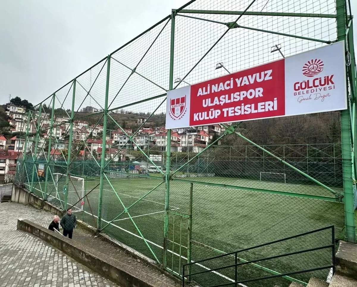 Gölcük\'te Futbol Sahasına Ali Naci Yavuz\'un Adı Verildi