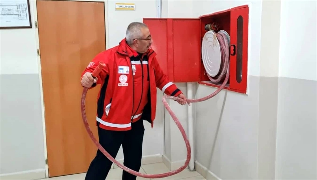 Kırıkkale\'de Yangın Tahliye Tatbikatı