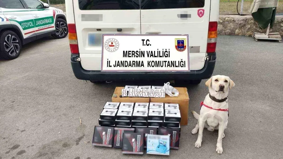 Mersin\'de Uyuşturucu Operasyonu: 3 Gözaltı