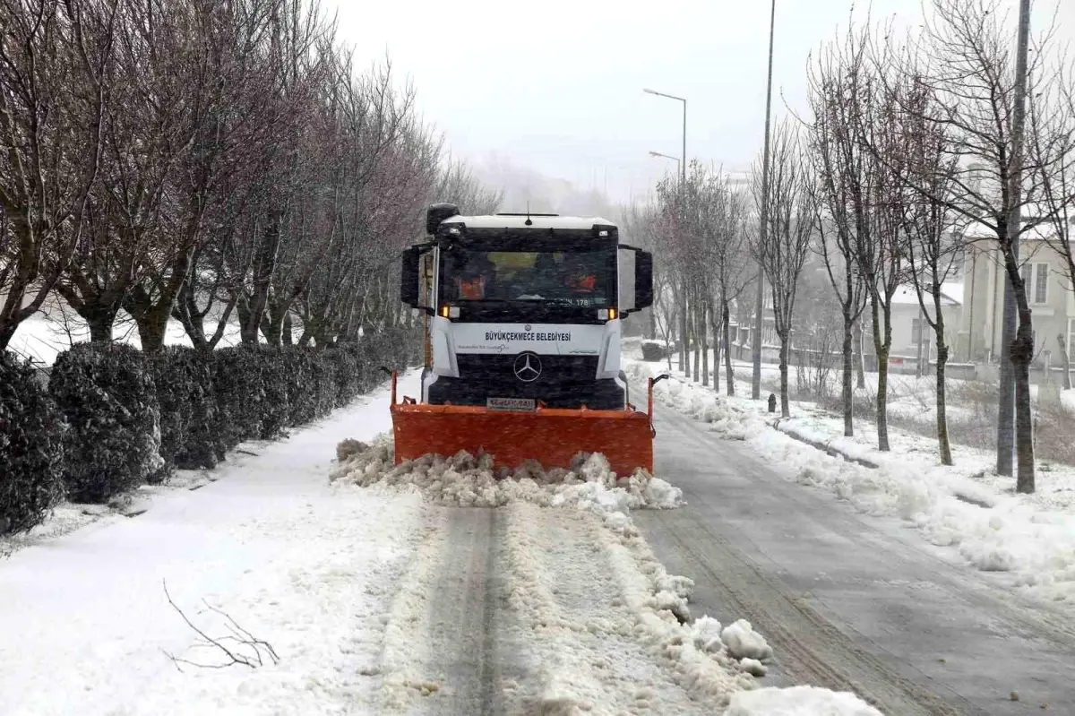 Büyükçekmece Belediyesi\'nden Karla Mücadele