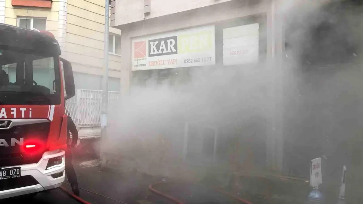 Çorlu\'da İş Yerinde Yangın