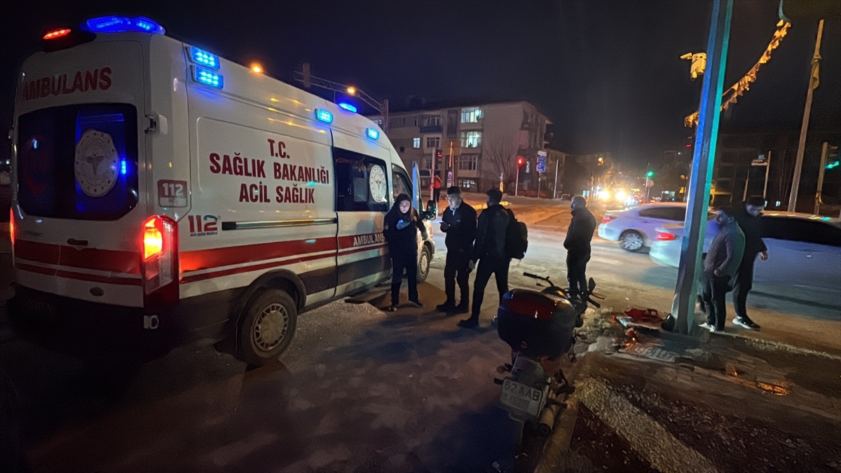 Elazığ\'da Motosiklet Kazası: 2 Yaralı