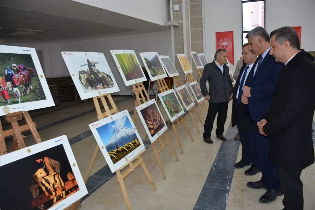 Hakkari\'de Tarım Temalı Fotoğraf Sergisi