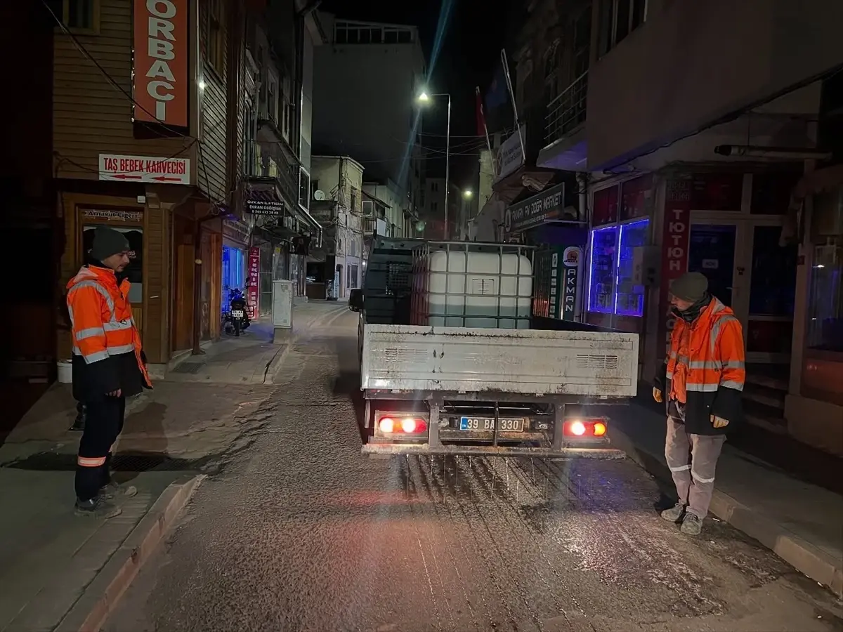 Kırklareli\'de Buzlanma ile Mücadele
