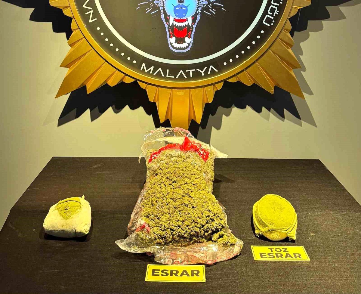 Malatya\'da Narkotik Operasyonu: 10 KG Esrar Ele Geçirildi