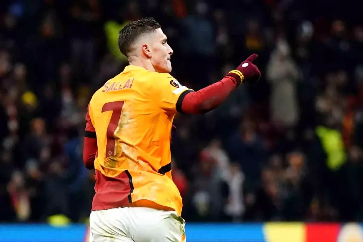 Sallai\'dan Galatasaray\'a 3. Gol