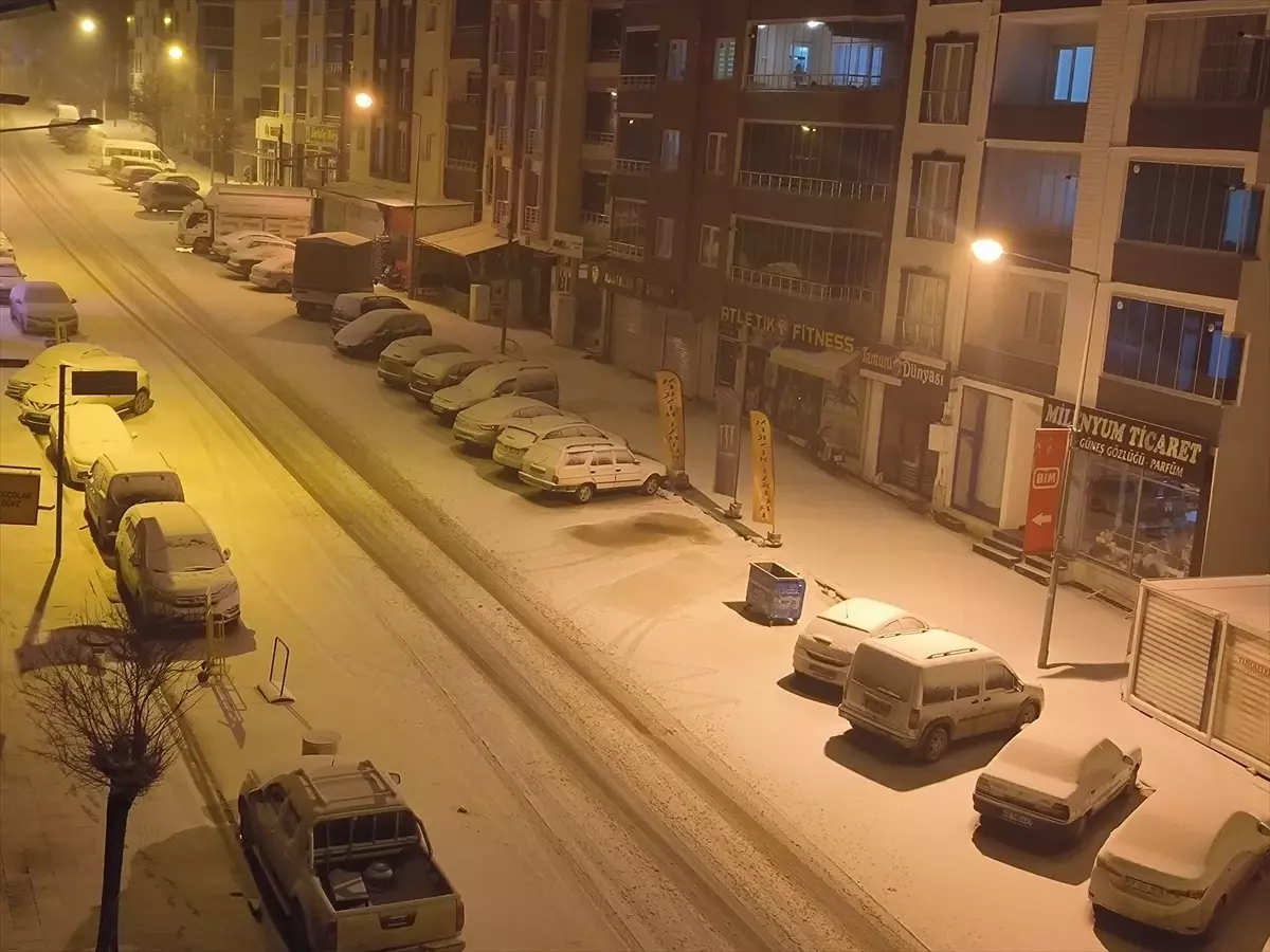 Doğanşehir\'de Eğitime Kar Engeli