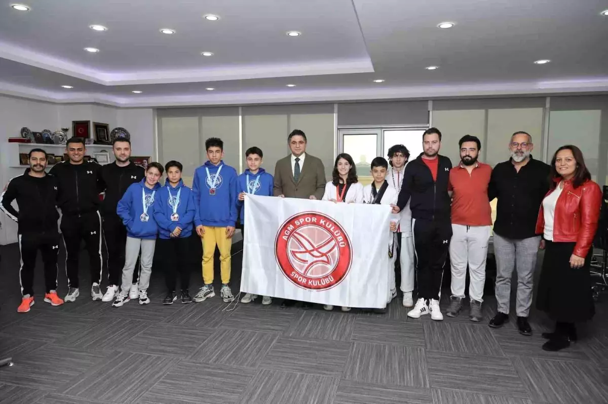 Aliağa Gençlik Merkezi Sporcuları Başarılarla Dönüyor