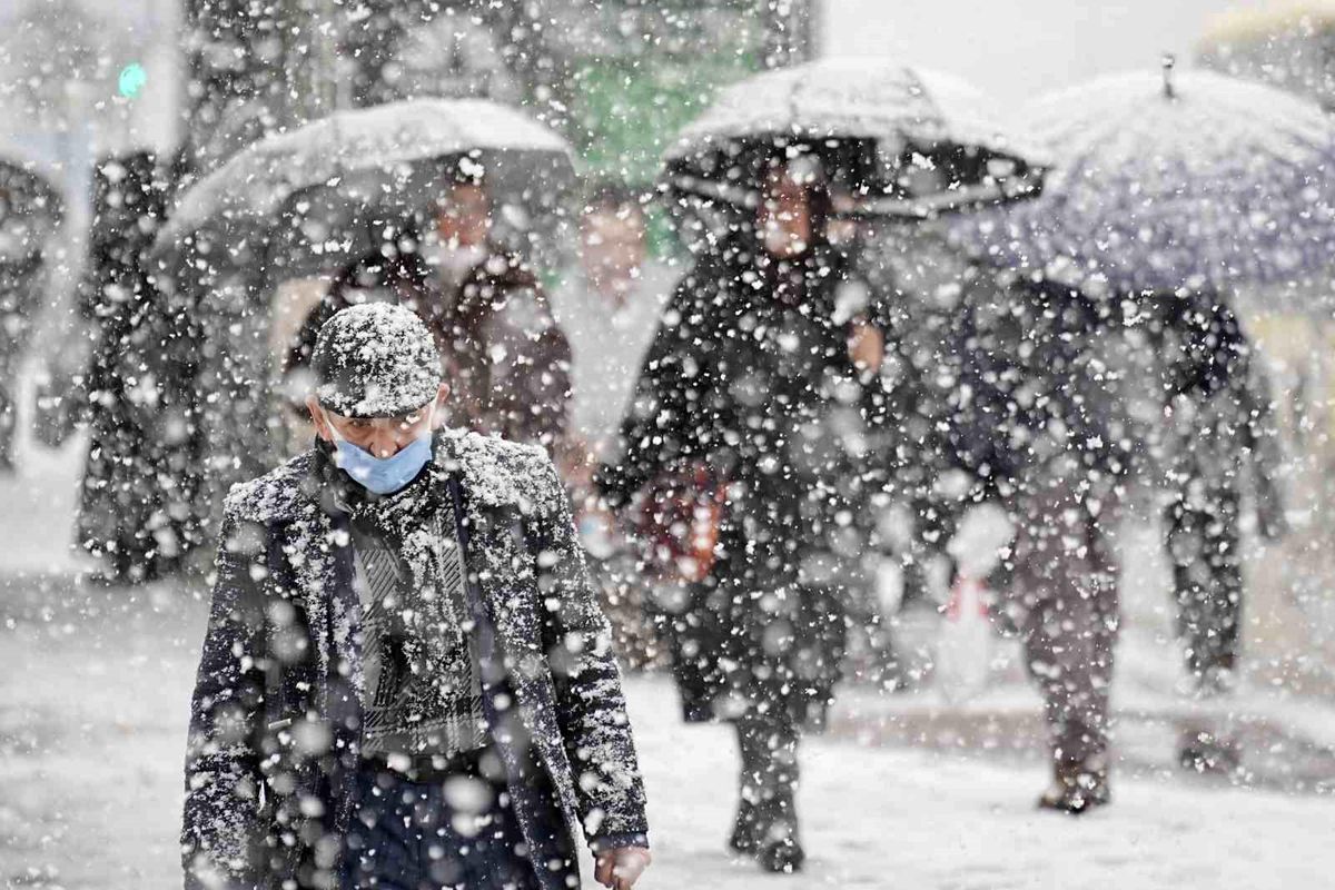 Bursa\'da Kar Yağışı Trafiği Olumsuz Etkiledi