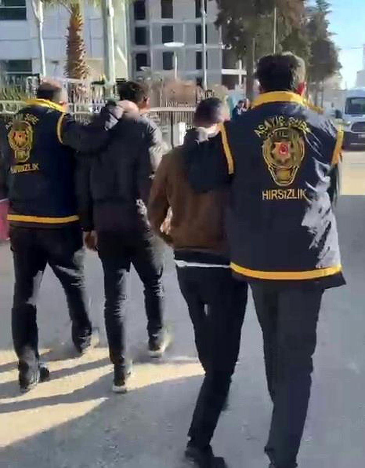 Adıyaman\'da Hırsızlık Şüphelileri Yakalandı