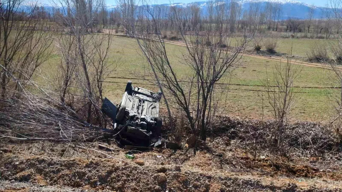 Isparta\'da Trafik Kazası: Sürücü Yaralı