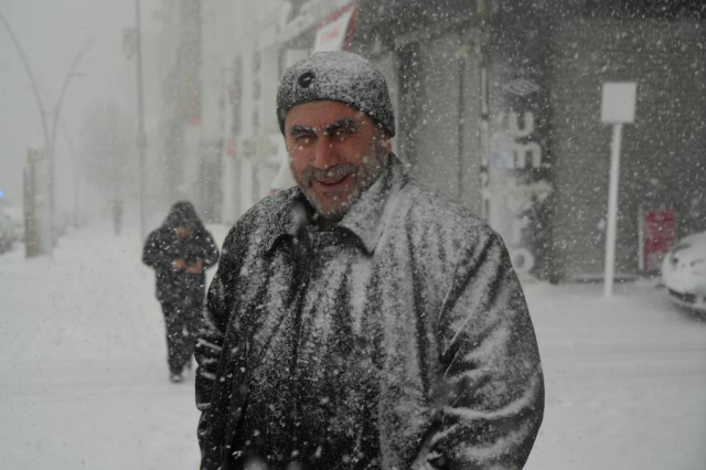 Meteoroloji İstanbul için saat verdi! İmamoğlu'ndan uyarı gecikmedi