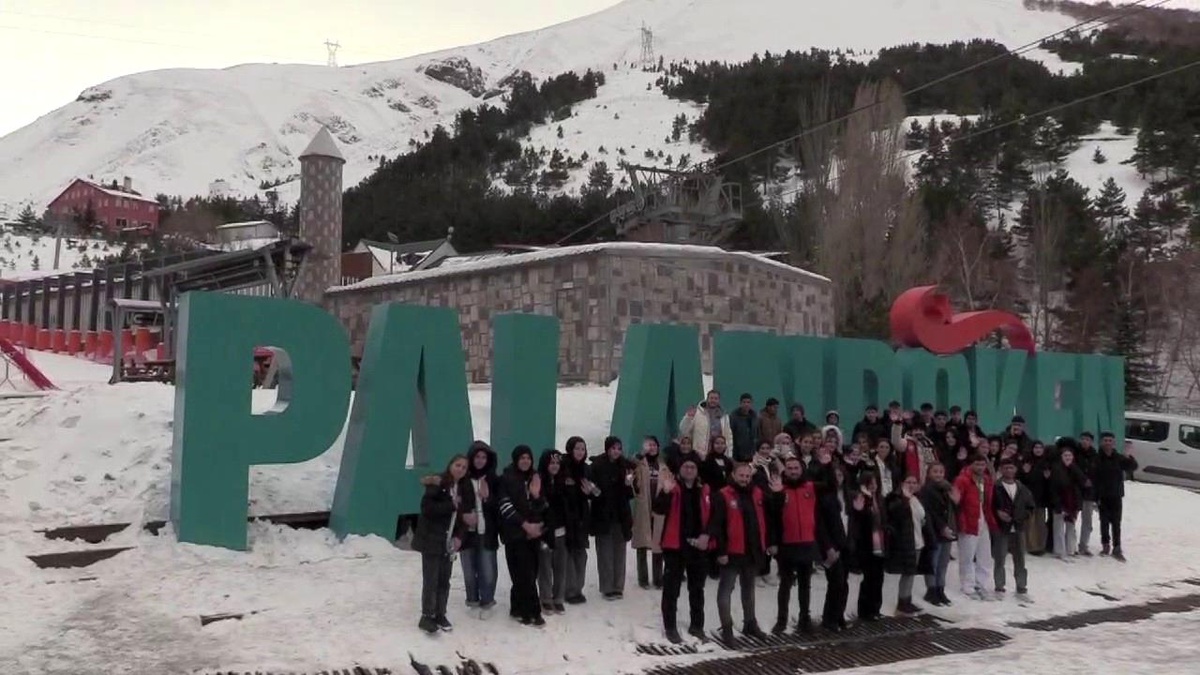 Erzurum\'da Gençlere Terörle Mücadele Projesi