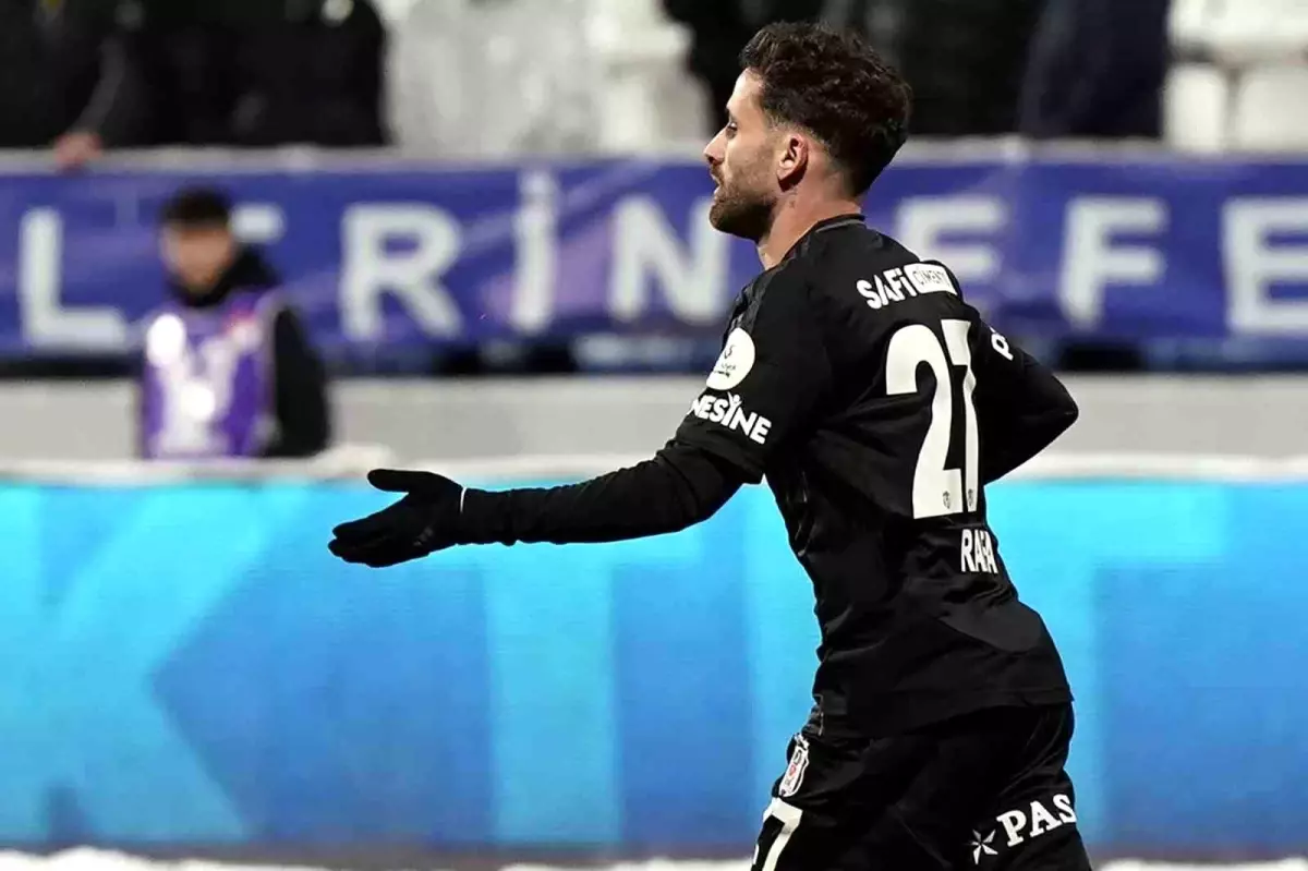 Rafa Silva\'dan 7. Gol