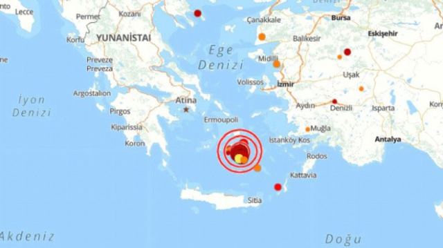 Santorini'deki volkan aktif hale geldi: 6,3 deprem olabilir