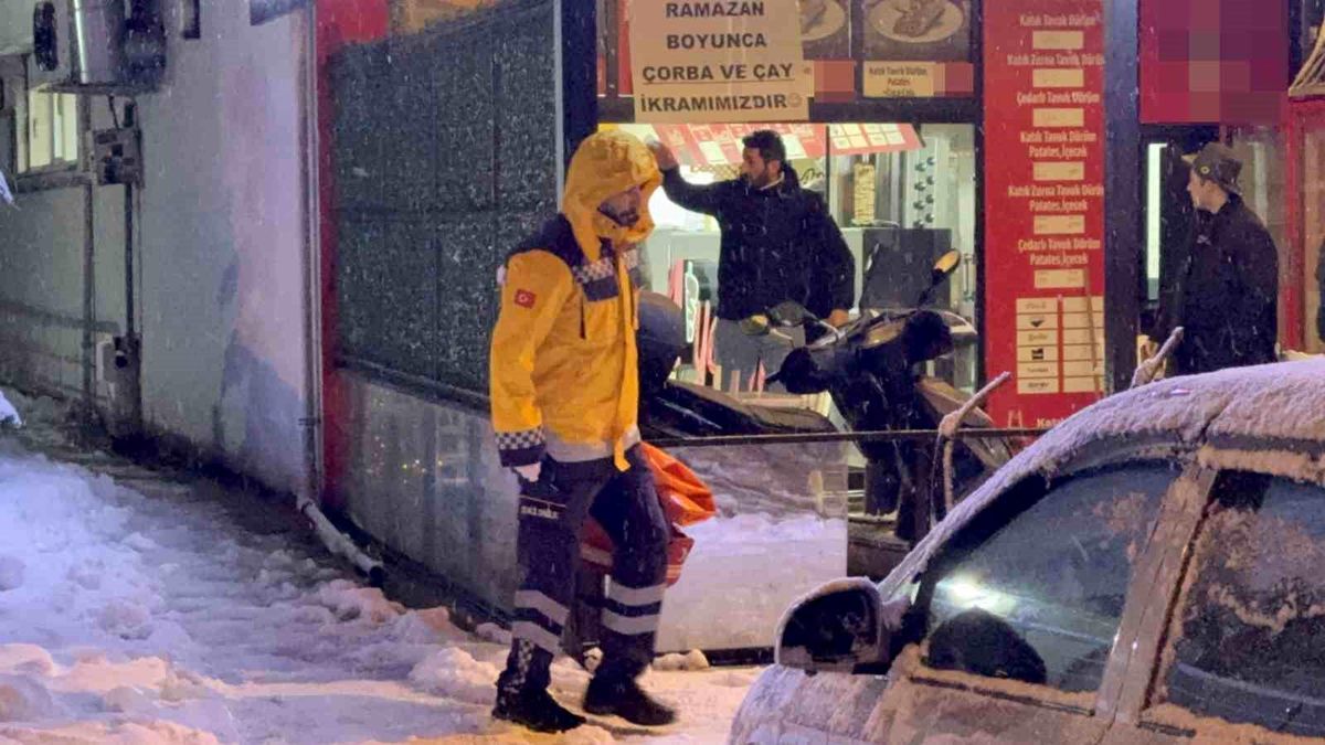 Yakınlarının haber alamadığı şahıs evinde ölü bulundu