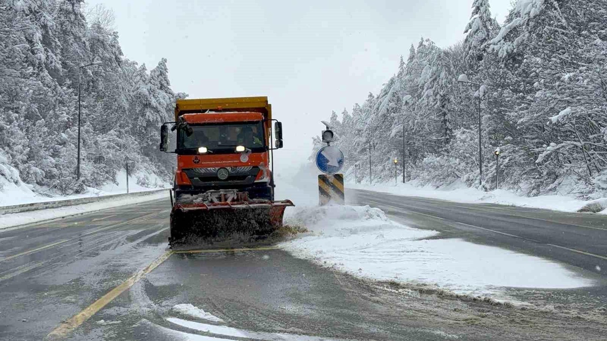 Bolu Dağı\'nda Kar Yağışı ve Ulaşım