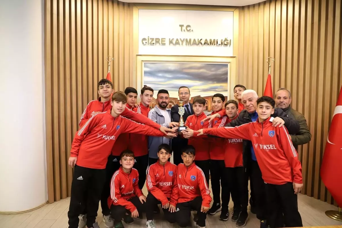 Cizre Dicle Spor U14 Şampiyon oldu