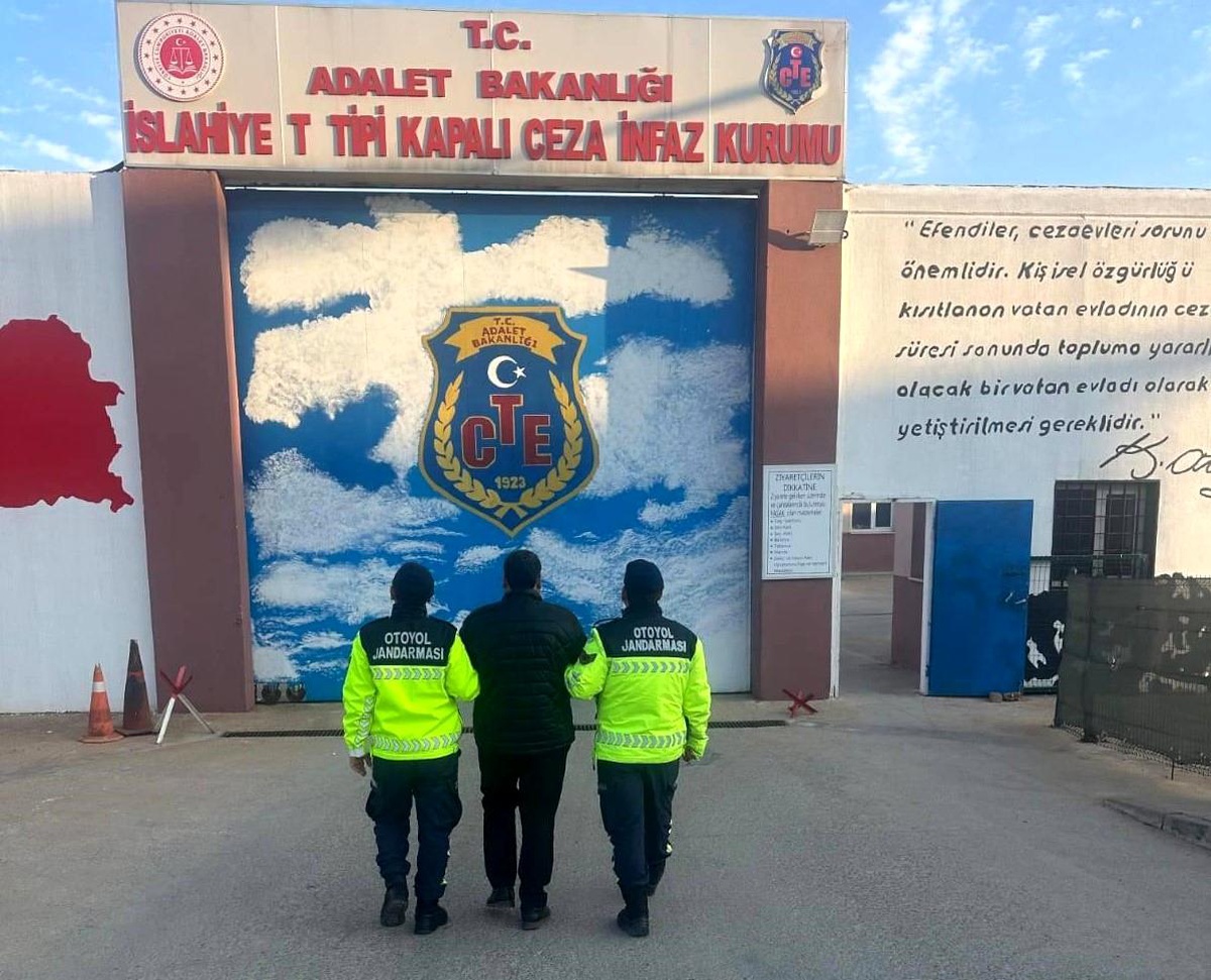 Gaziantep\'te Göçmen Kaçakçıları Tutuklandı