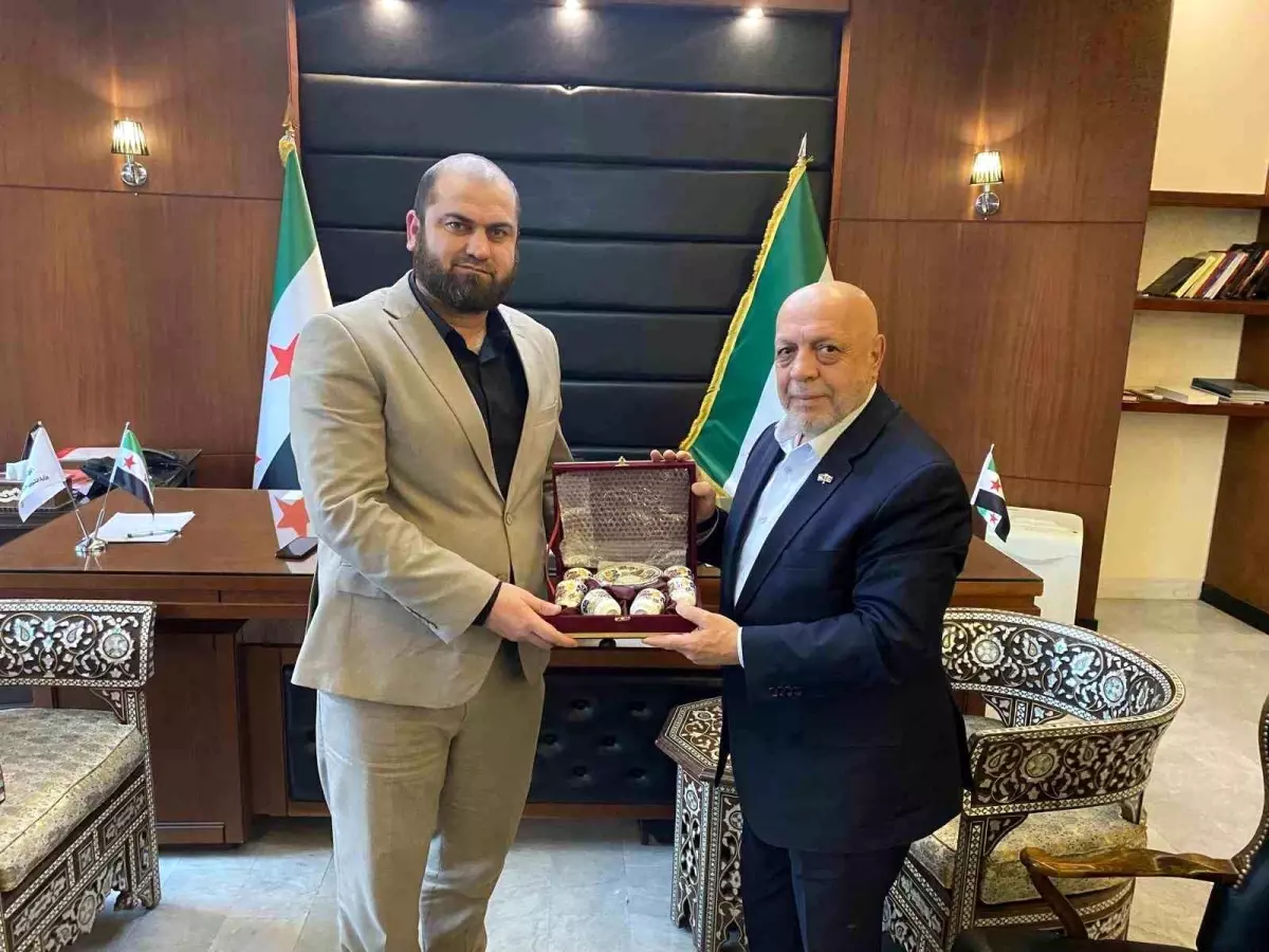 HAK-İŞ Başkanı Arslan\'dan Suriye\'ye tarihi ziyaret