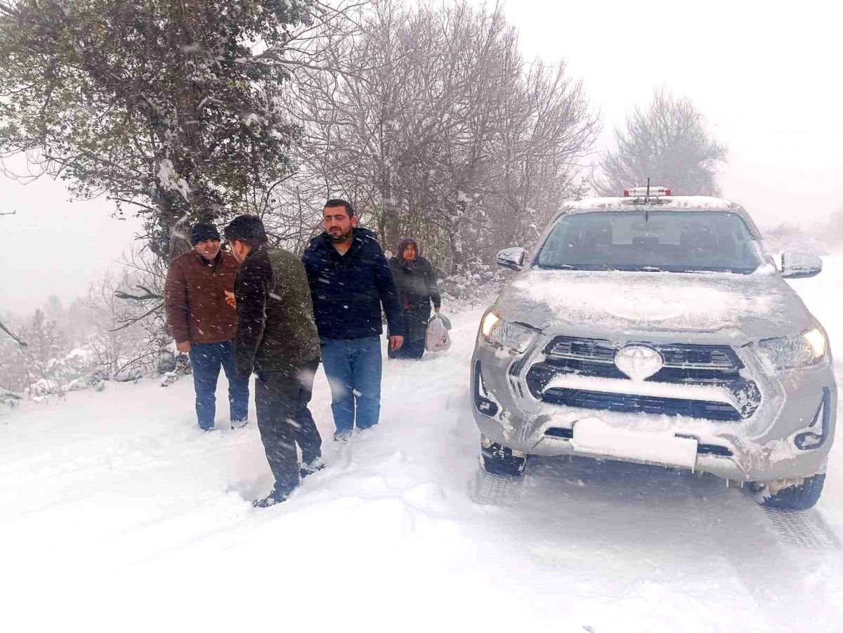 Karabük\'te Kar Yağışı, Hastalara Yardım Ekipleri Yetişti