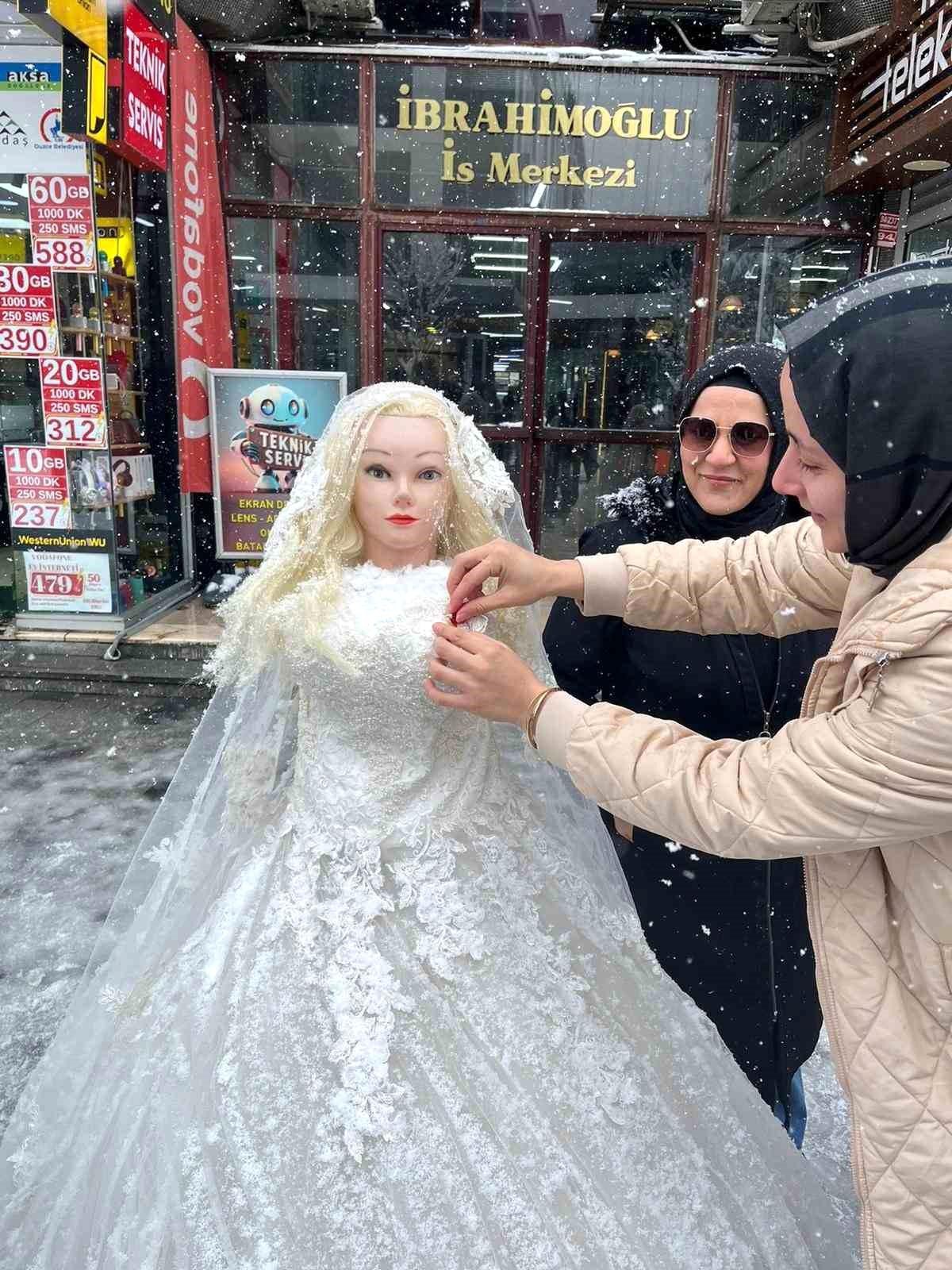 Düzce\'de Kardan Düğün ve Eğlenceler