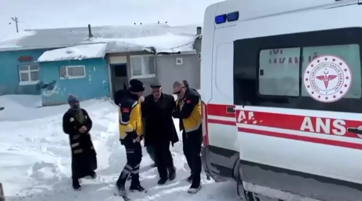 Kars\'ta Sağlık Ekiplerinden Kahramanlık