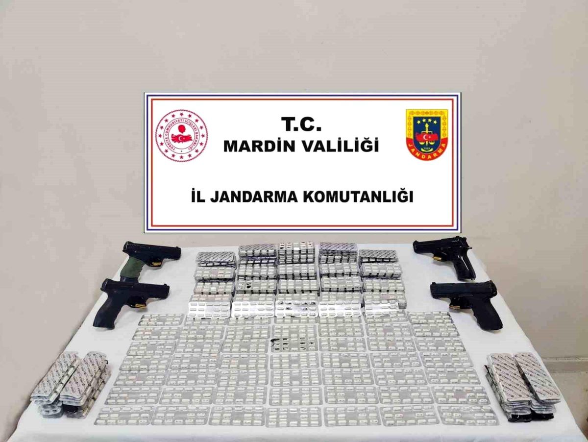 Mardin\'de Uyuşturucu ve Silah Operasyonu