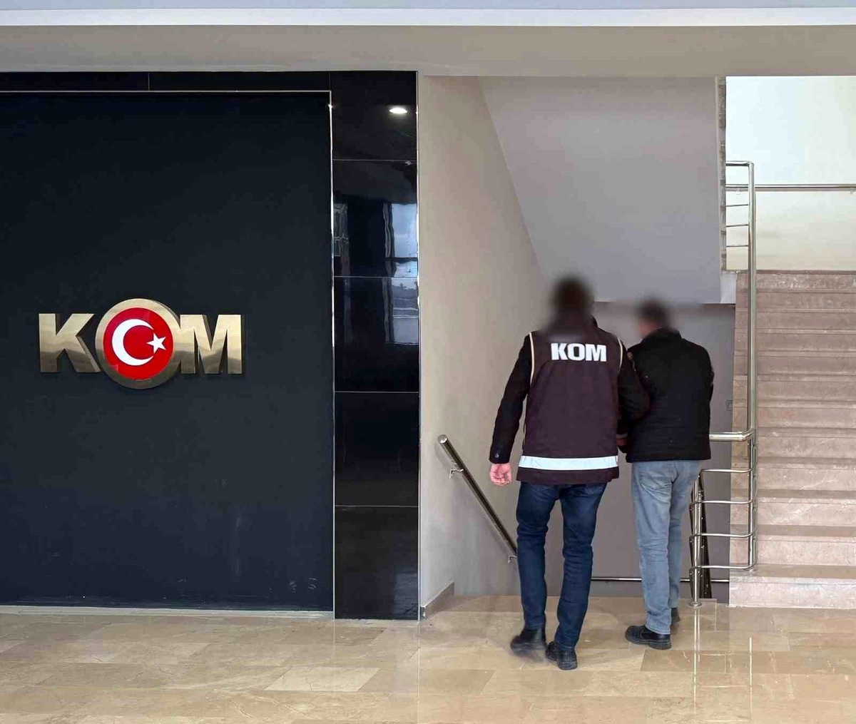 Ruhsatsız Silahlarla Yakalanma