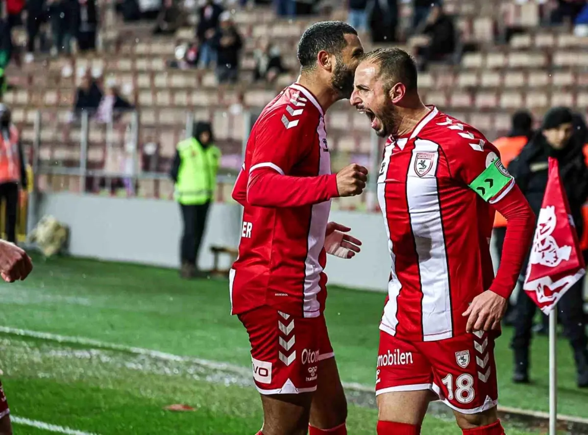 Samsunspor\'dan 3 Oyuncuya Yeni Sözleşme