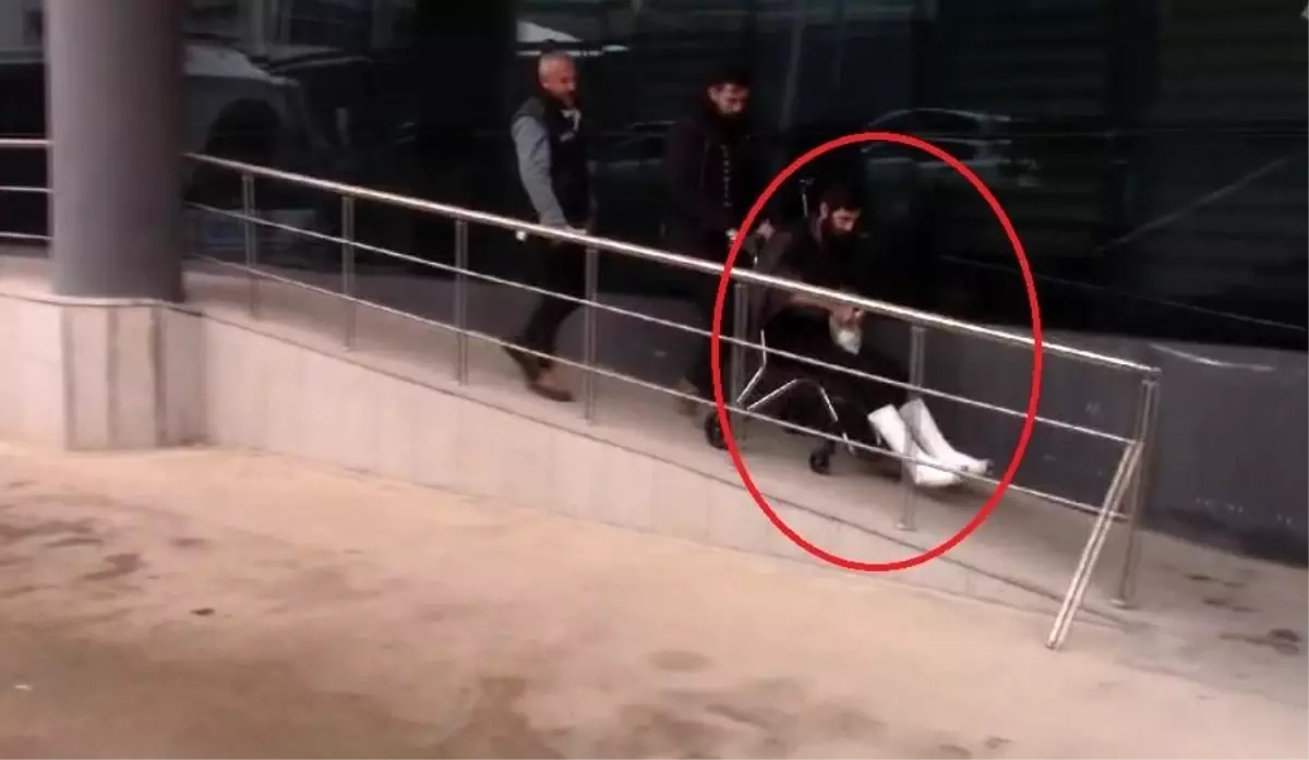 Bursa\'da Uyuşturucu Operasyonu: Torbacı Pencereden Atladı