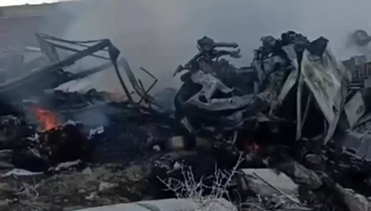 Aksaray\'da Kamyonet Devrildi: 2 Yaralı