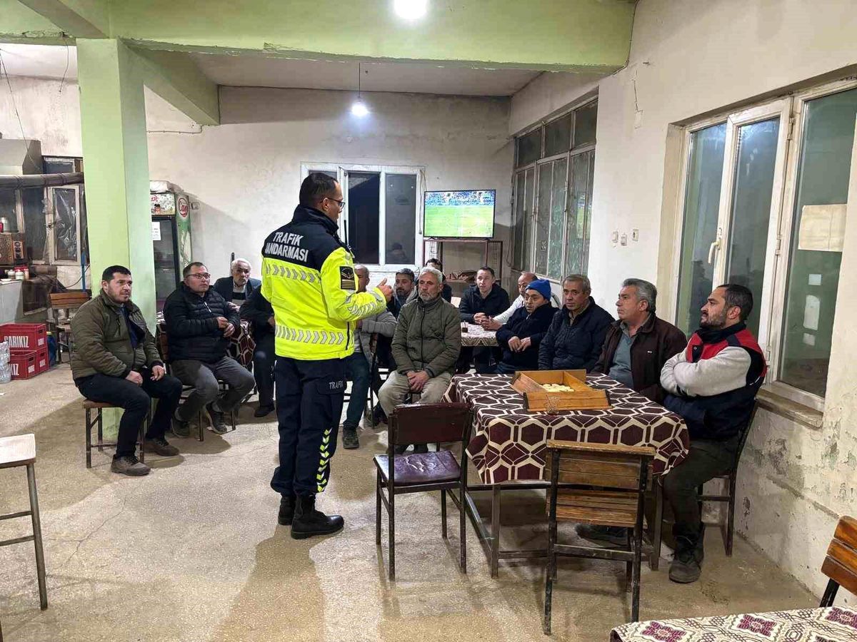 Aydın\'da Traktör Sürücülerine ROPS Eğitimi
