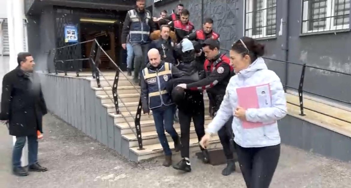 Bursa\'da Fuhuş Çetelerine Operasyon