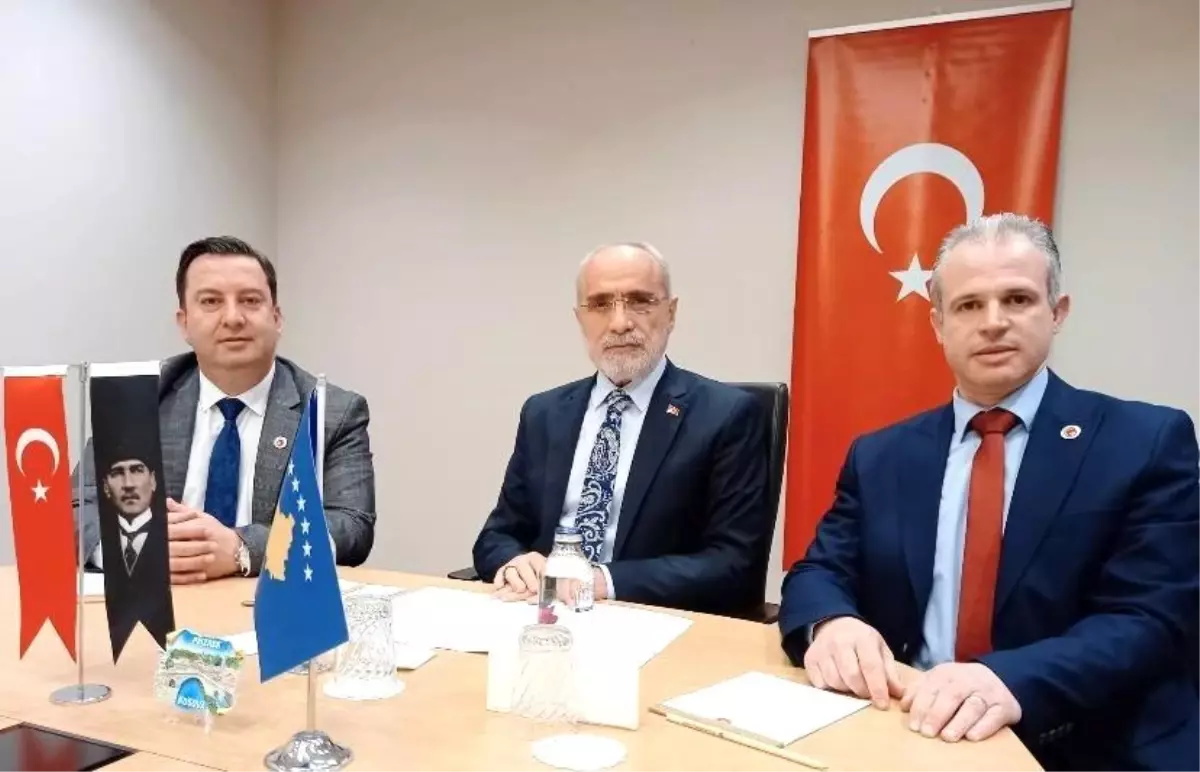 Cumhurbaşkanı Başdanışmanı Yalçın Topçu, Kosovalı Türk Temsilcileri ile Görüştü