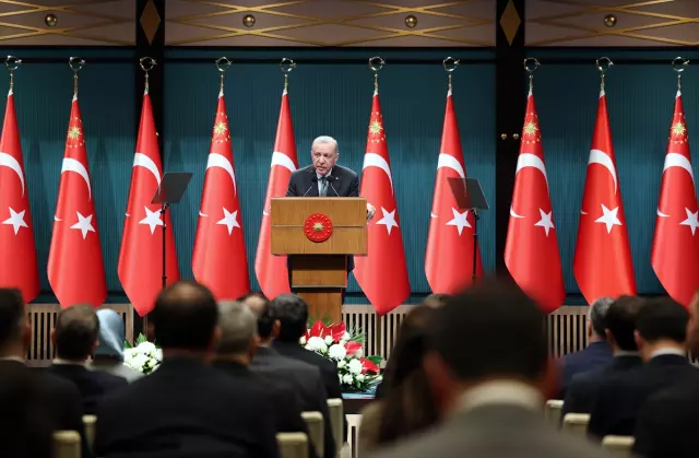 Cumhurbaşkanı Erdoğan: Dünya bir imtihan yeridir, ekonomik zorluklar gelip geçer