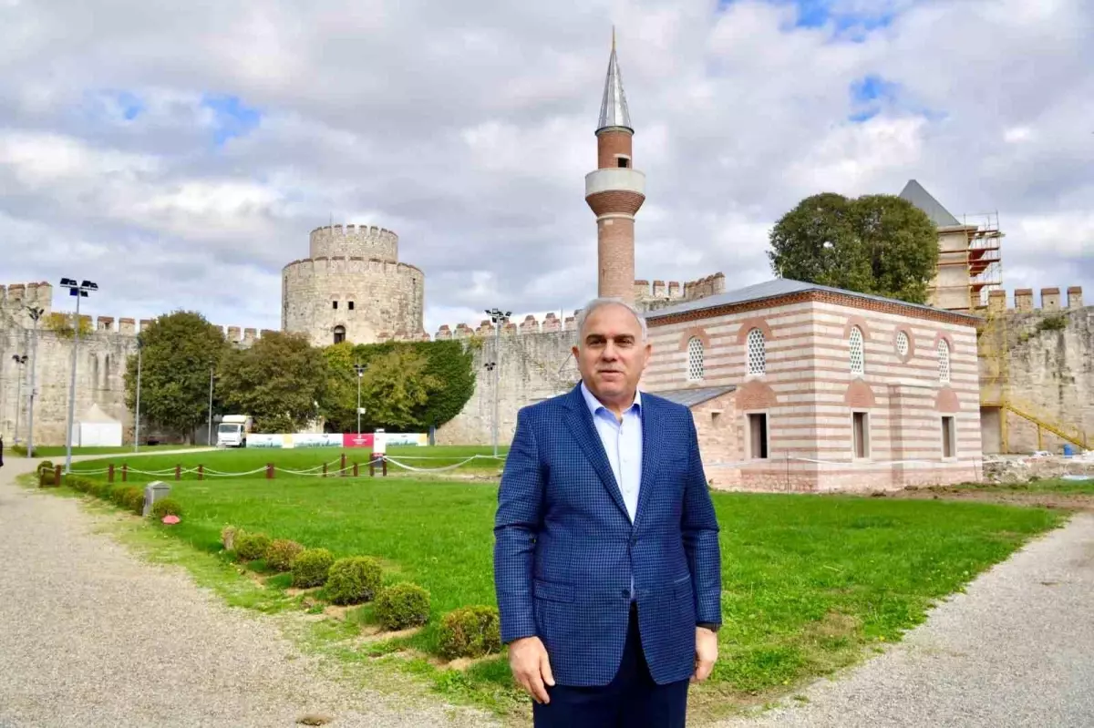 Fatih Belediyesi\'nden Ramazan Öncesi Camii Temizliği