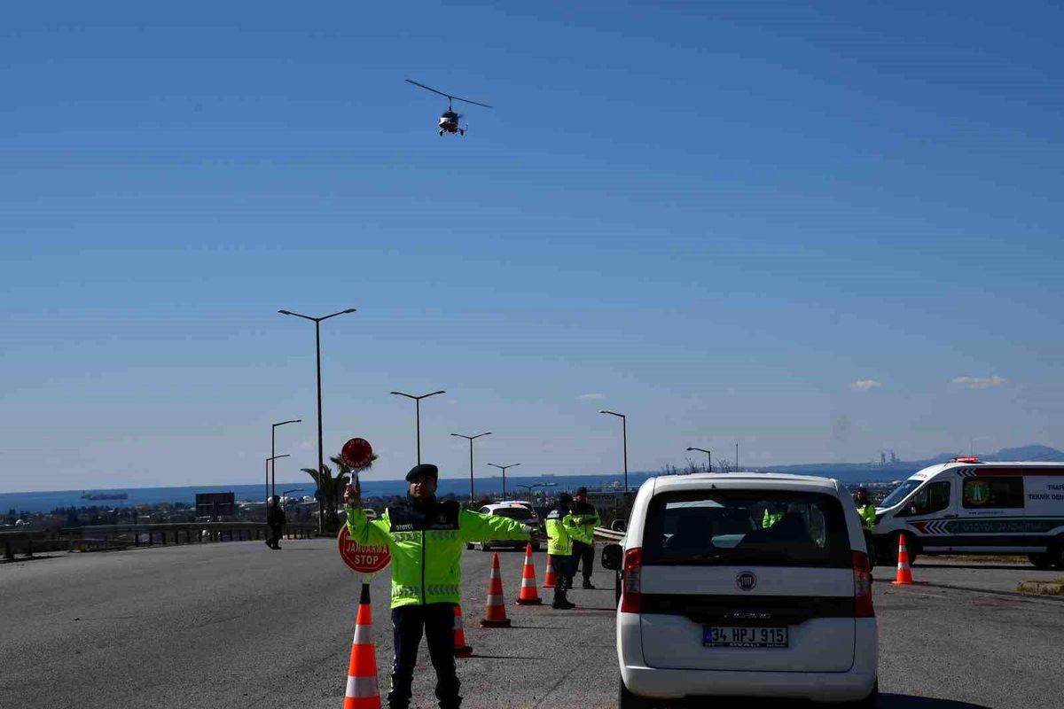 Hatay\'da Havadan Trafik Denetimi
