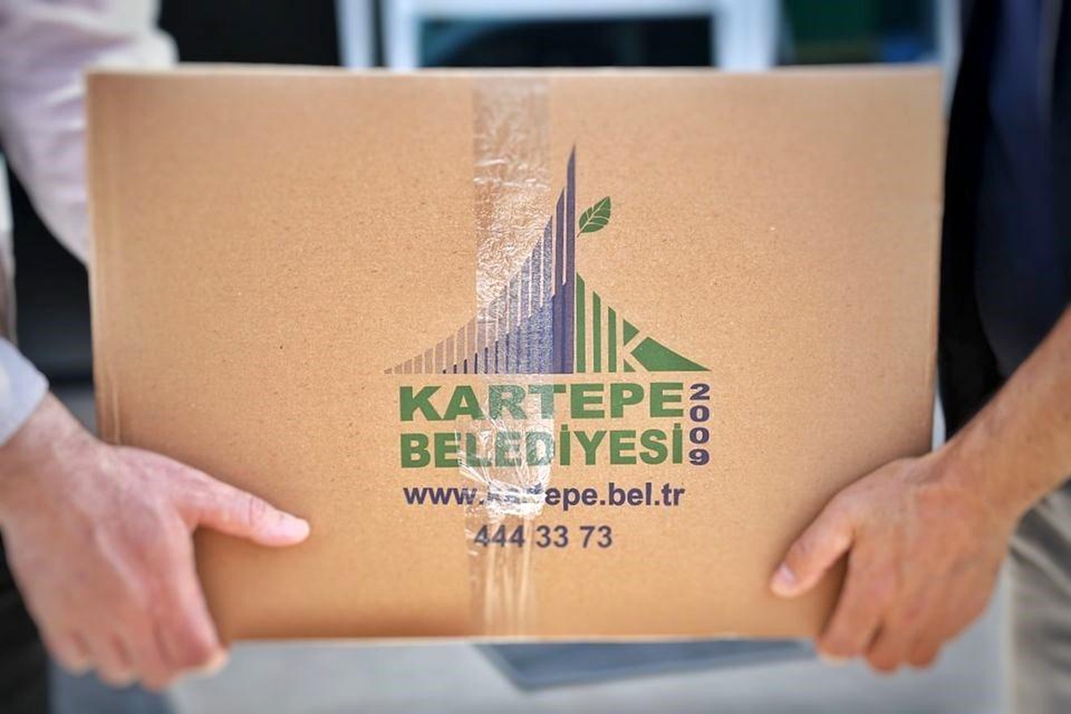 Kartepe Belediyesi\'nden İhtiyaç Sahiplerine Sıcak Yemek Desteği