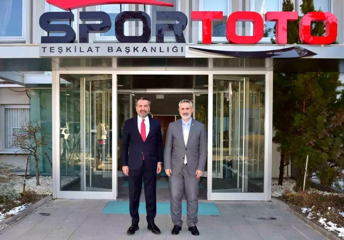 Elazığ\'da Yeni Spor Tesisleri İçin Protokol İmzalandı