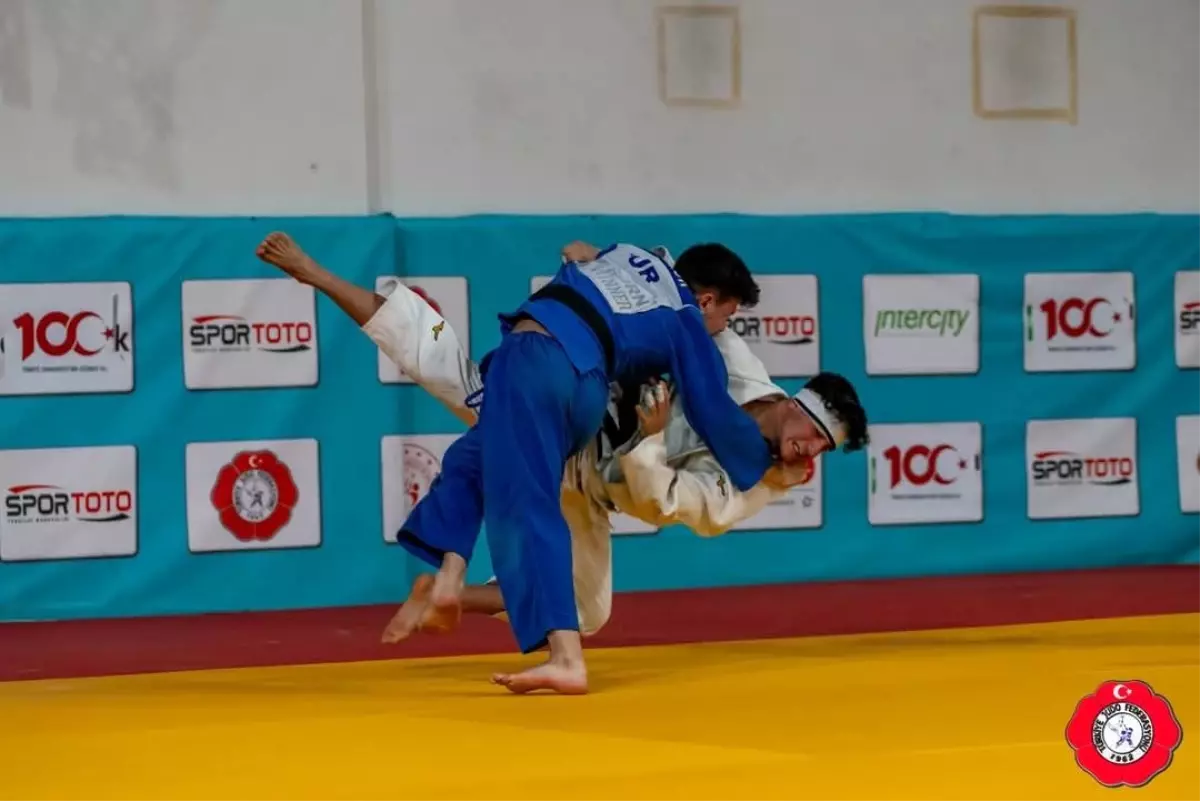 Burak İsmail Şengür\'den Judo\'da Türkiye 3.sü