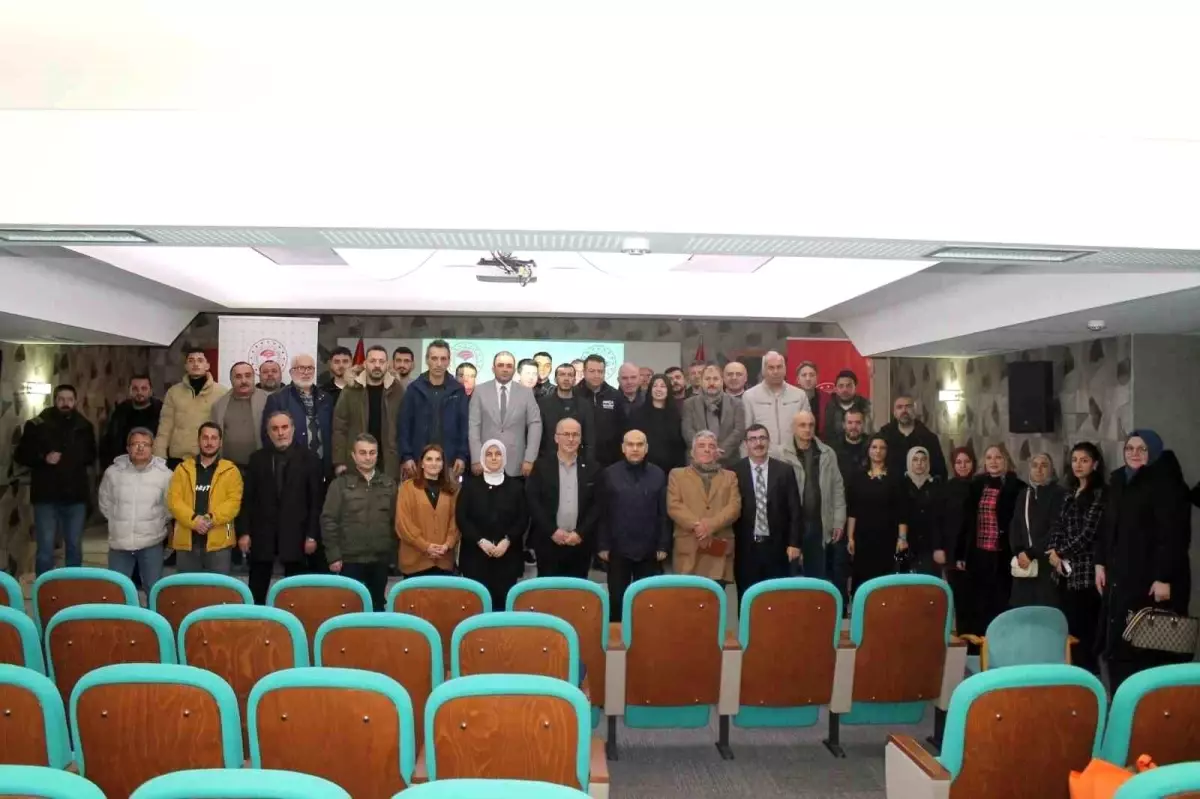 Düzce\'de Tarımda Bilinçli İlaç ve Gübre Kullanımı Eğitimi