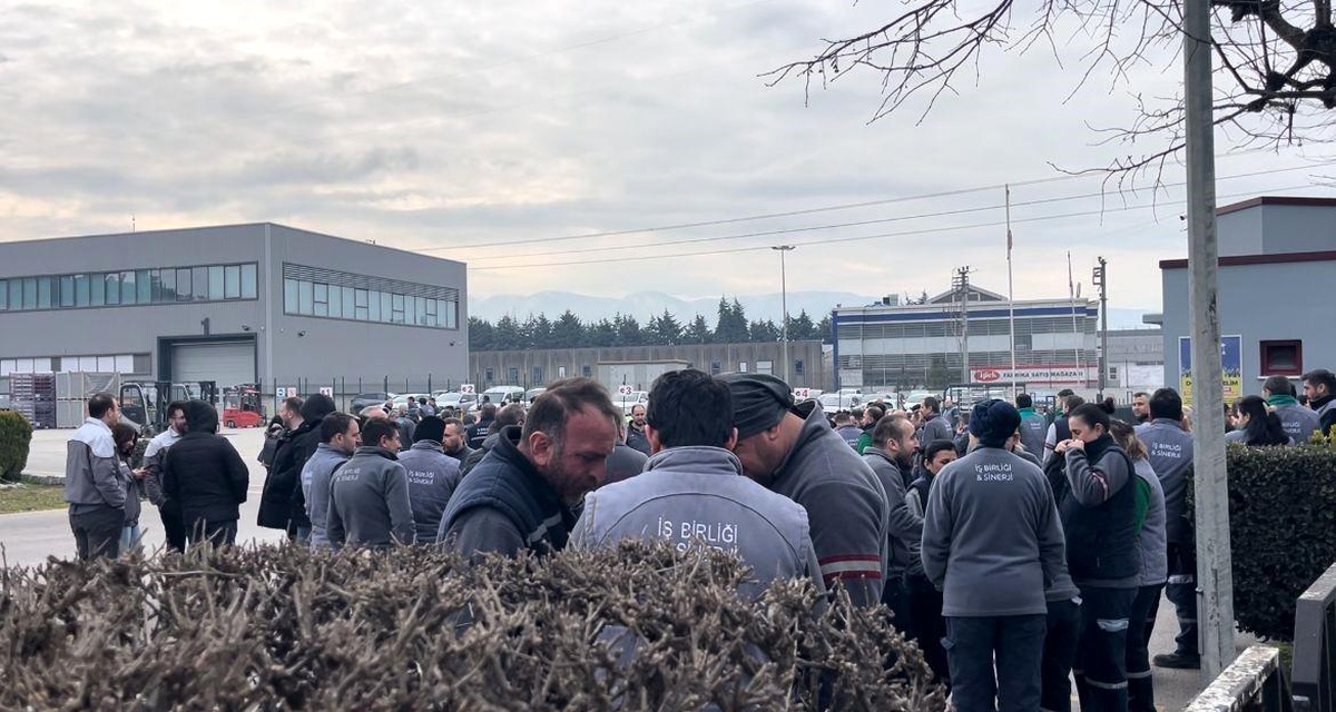 Bursa\'da Alüminyum Fabrikasında Yangın Çıktı