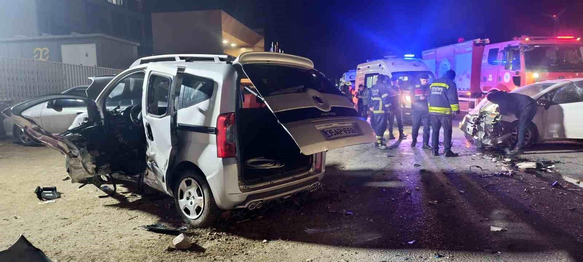 Tekirdağ\'da Trafik Kazası: 6 Yaralı