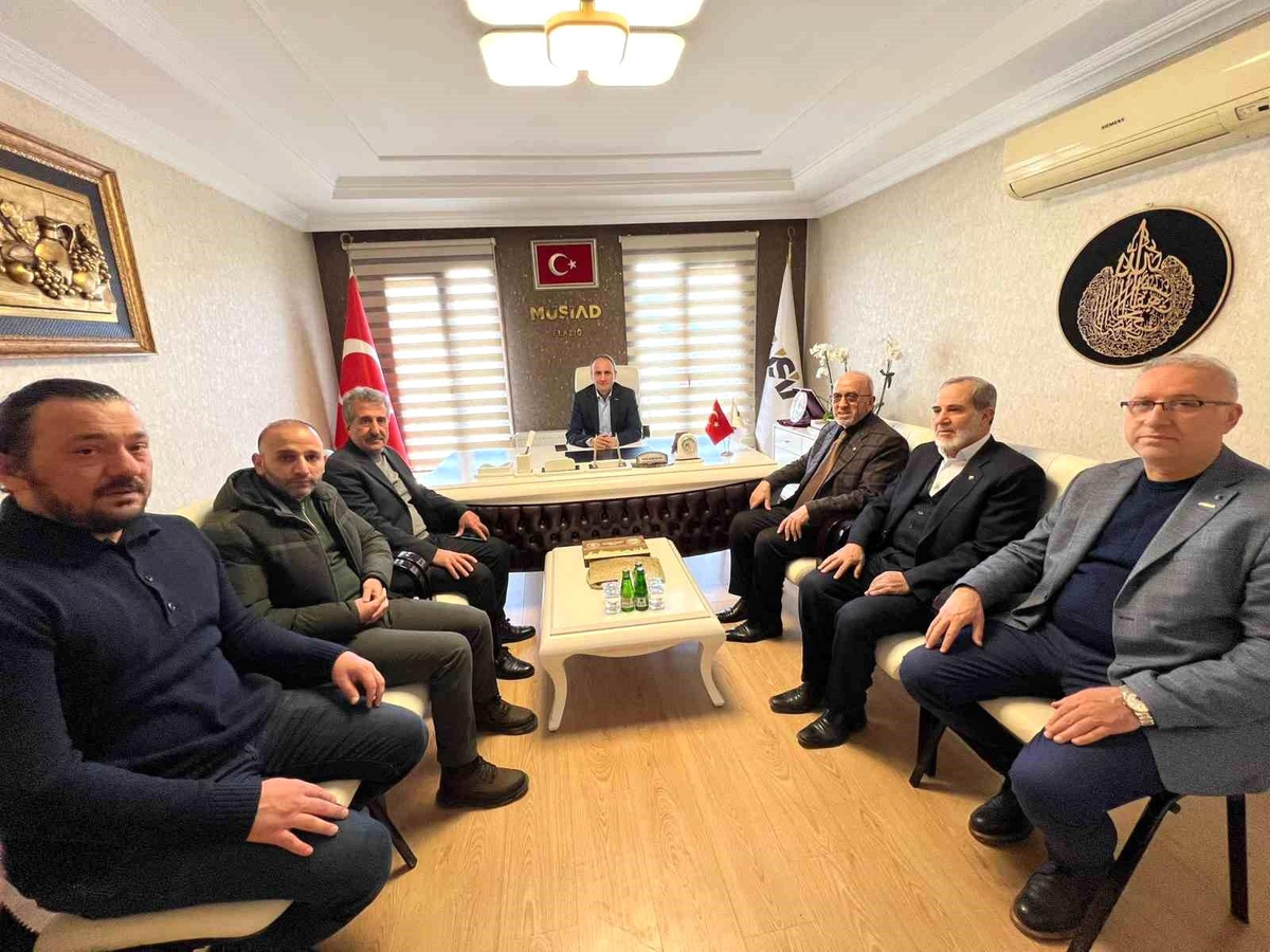 Dumandağ\'dan MÜSİAD ve Karaçorlular Derneği\'ne Ziyaret
